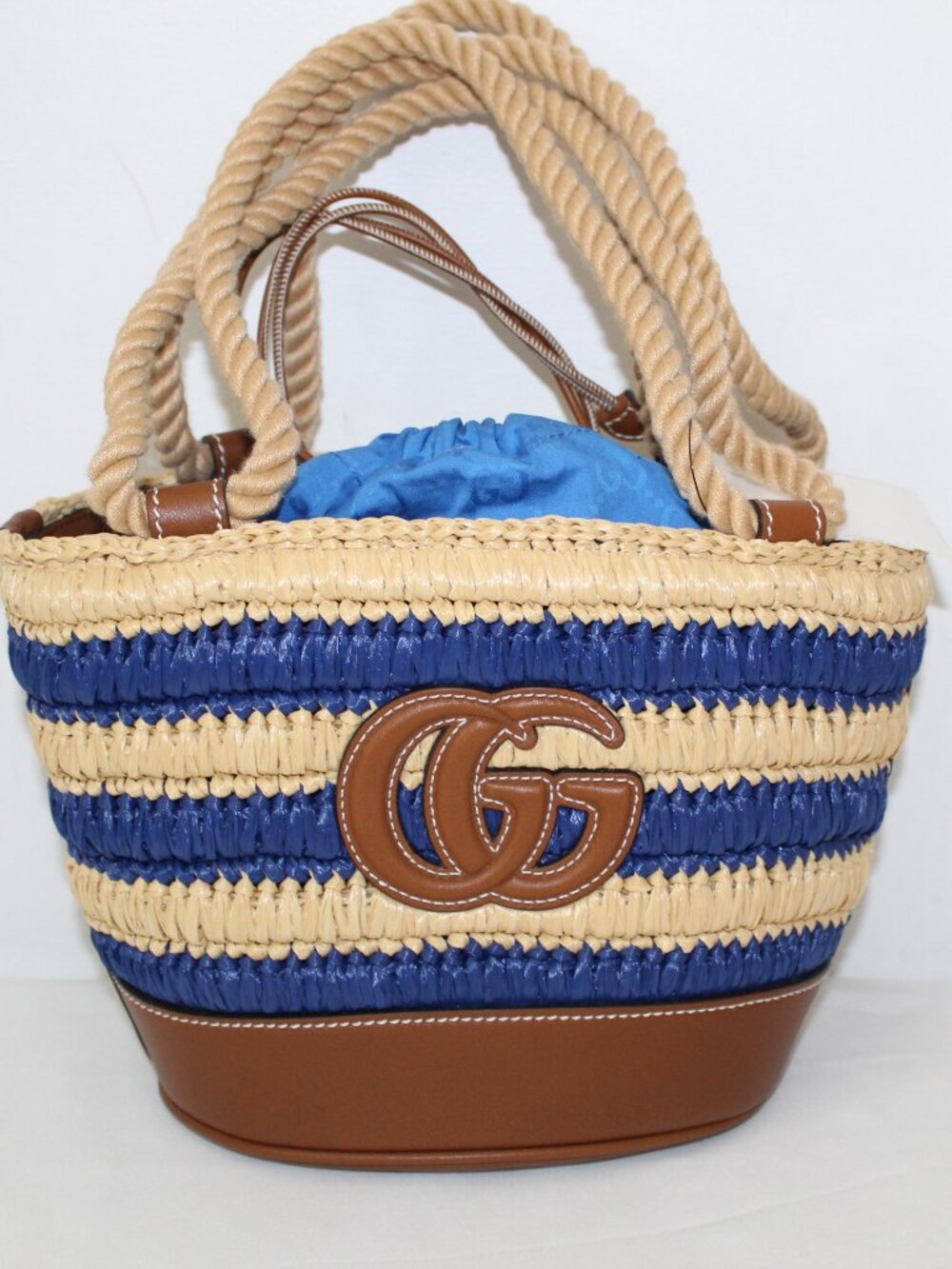 NWT Gucci Woven Raffia Effect Leather Trim Drawstring Bucket Bag Handbag 834935